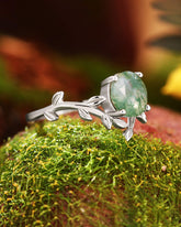 LORELEI Round Shaped Moss Agate Leaf Vine Engagement Ring